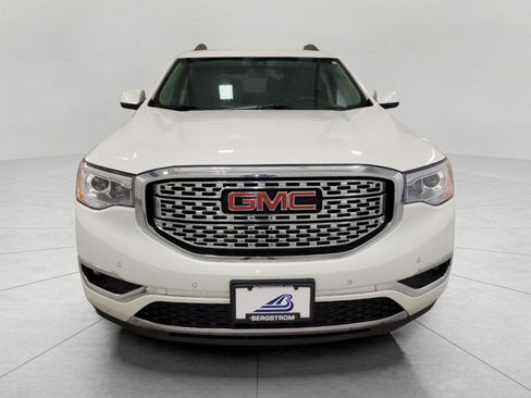 Used 2019 GMC Acadia Denali image 13