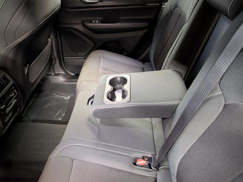 New 2025 Jeep Grand Cherokee Laredo X w/ Trailer Tow Package image 8