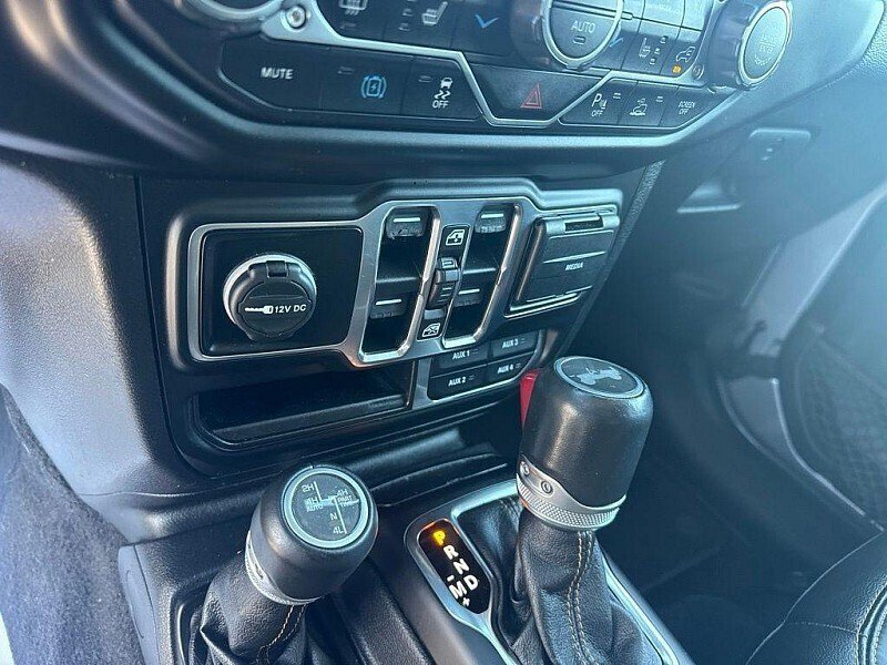 Used 2021 Jeep Wrangler Unlimited Sahara AWD/4WD image 40