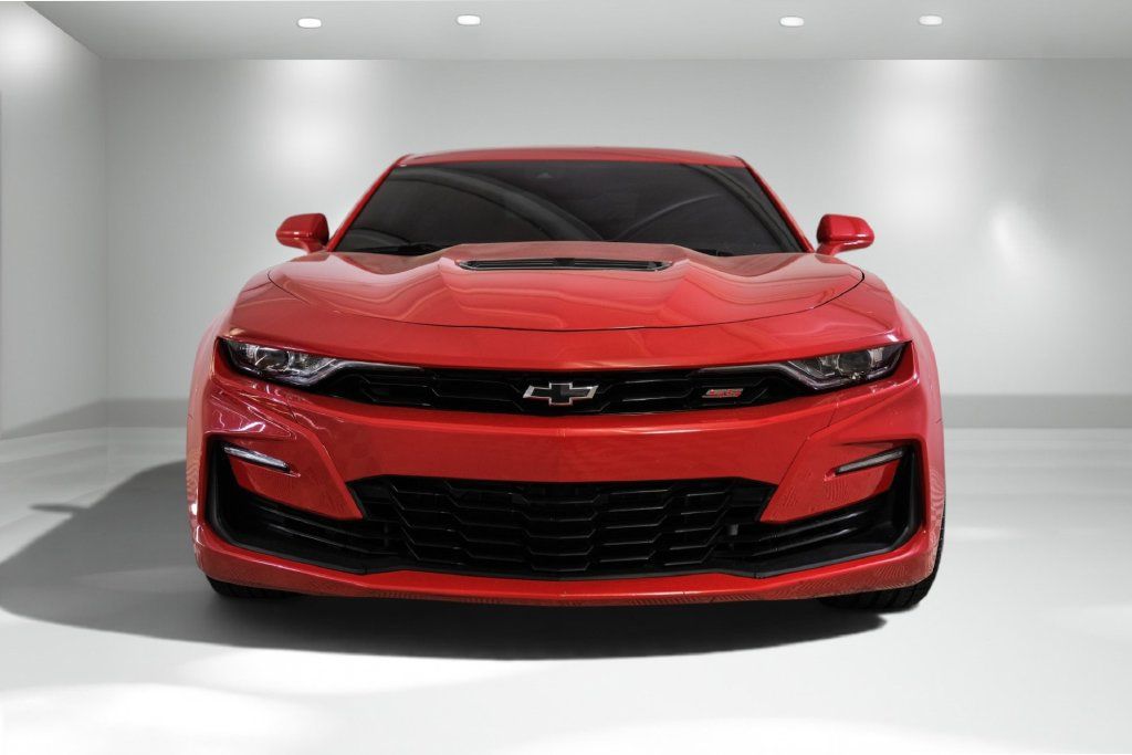 Used 2023 Chevrolet Camaro SS RWD image 5