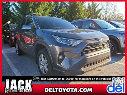 Used 2020 Toyota RAV4 XLE w/ XLE Grade Weather Package