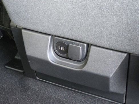 Used 2024 Ford F350 XLT w/ Black Appearance Package image 31