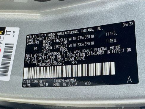 Certified 2023 Toyota Highlander XLE image 24