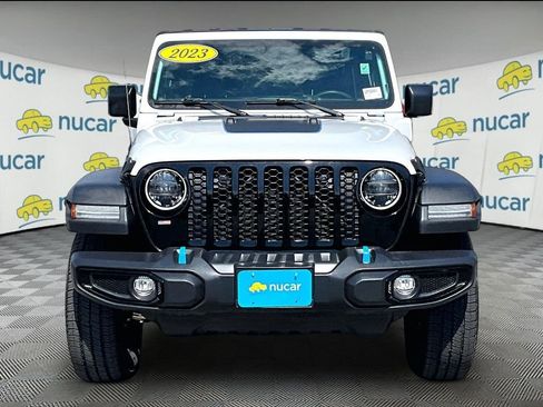 Used 2023 Jeep Wrangler Unlimited AWD/4WD image 2
