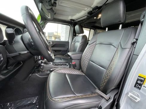 Used 2023 Jeep Wrangler Altitude image 29