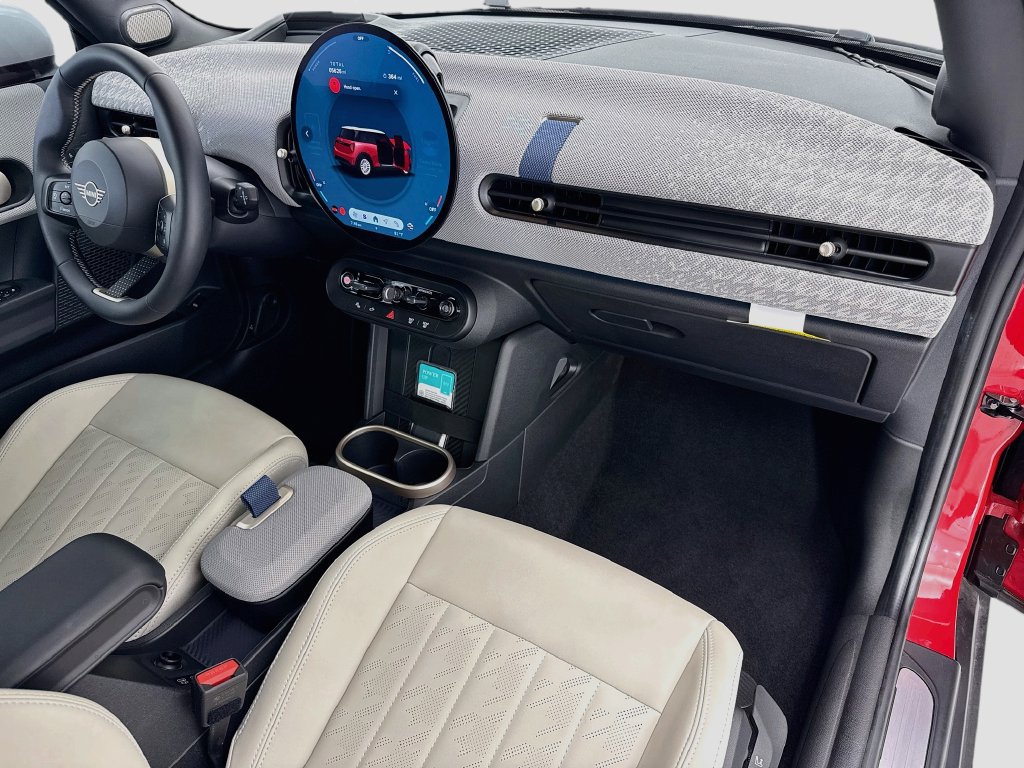 Certified 2026 MINI Cooper 2-Door Hardtop FWD image 19