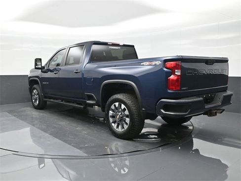 Used 2022 Chevrolet Silverado 2500 Custom w/ Custom Convenience Package image 8