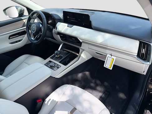 New 2026 MAZDA CX-90 3.3 Turbo w/ Premium Plus Pkg image 16