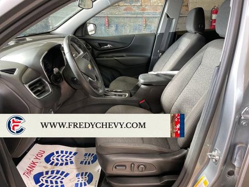 Used 2024 Chevrolet Equinox LT FWD image 9