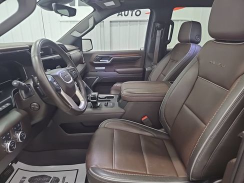 Used 2024 GMC Sierra 1500 Denali w/ Denali Reserve Package AWD/4WD image 9