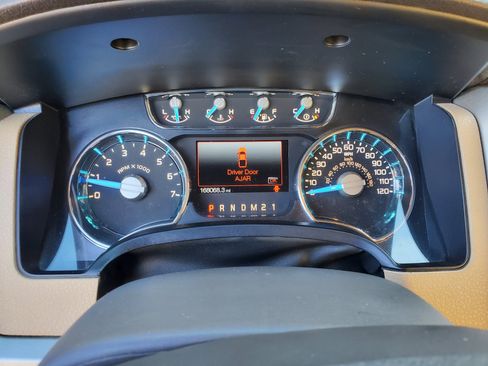 Used 2014 Ford F150 Lariat w/ Equipment Group 501A Mid image 29