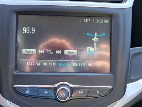 Used 2017 Chevrolet Sonic LT FWD image 20