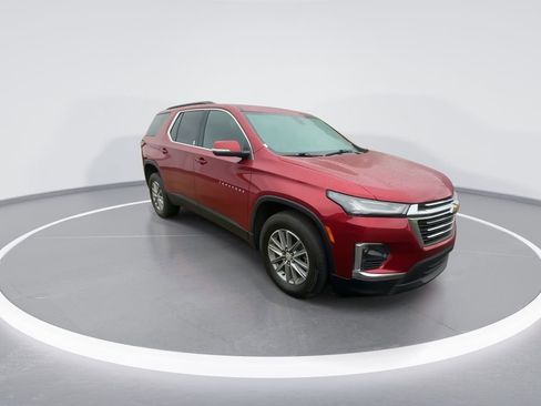 Used 2023 Chevrolet Traverse LT AWD/4WD image 2