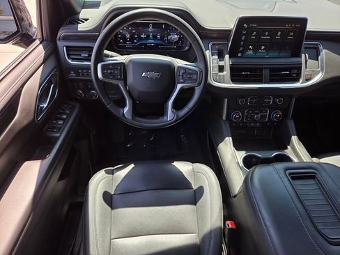 Certified 2024 Chevrolet Tahoe Z71 w/ Luxury Package AWD/4WD image 13