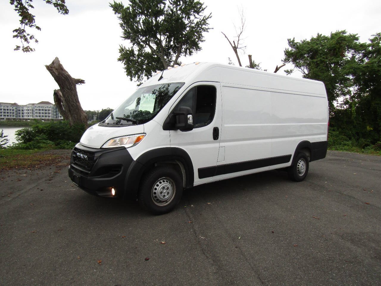 Used 2025 RAM ProMaster 3500 w/ Convenience Group FWD image 29