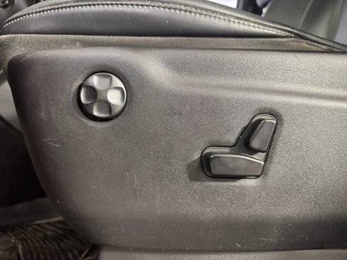 Used 2013 Dodge Durango R/T w/ Leather Interior Group AWD/4WD image 34