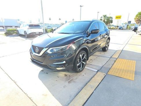Used 2022 Nissan Rogue Sport SL w/ Premium Package image 8