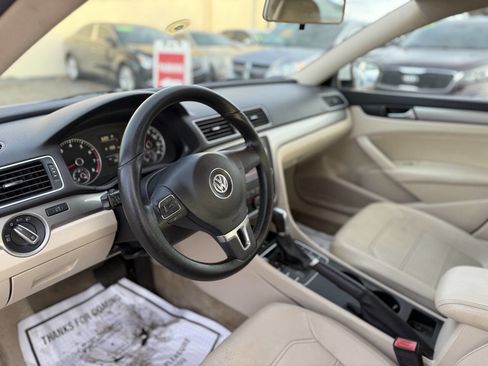 Used 2015 Volkswagen Passat 1.8T Limited Edition image 13