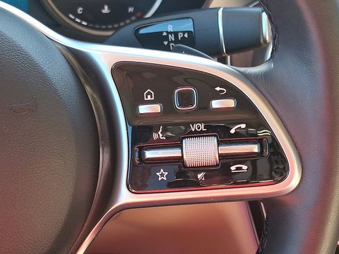 Certified 2022 Mercedes-Benz GLC 300 4MATIC image 23