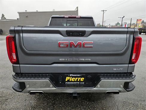 Used 2022 GMC Sierra 1500 SLT w/ SLT Premium Plus Package image 4