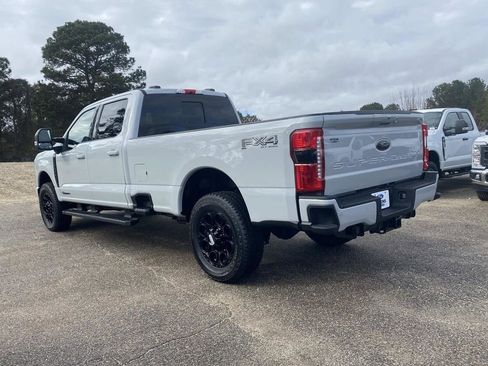 New 2026 Ford F350 Lariat w/ Black Appearance Package AWD/4WD image 4