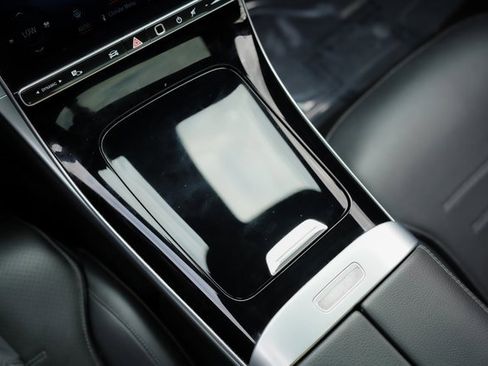 Used 2024 Mercedes-Benz C 300 Sedan w/ AMG Line w/ Night Package image 32