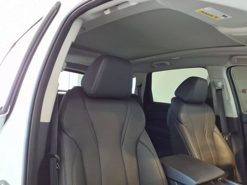 Used 2025 Acura MDX SH-AWD image 22