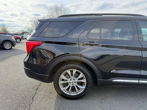 Used 2021 Ford Explorer XLT w/ Equipment Group 202A image 40