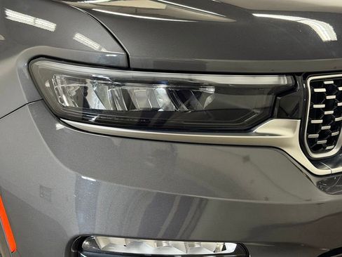 Used 2024 Jeep Grand Cherokee Summit AWD/4WD image 17