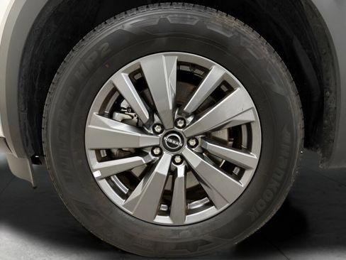 Used 2024 Nissan Pathfinder SV image 22