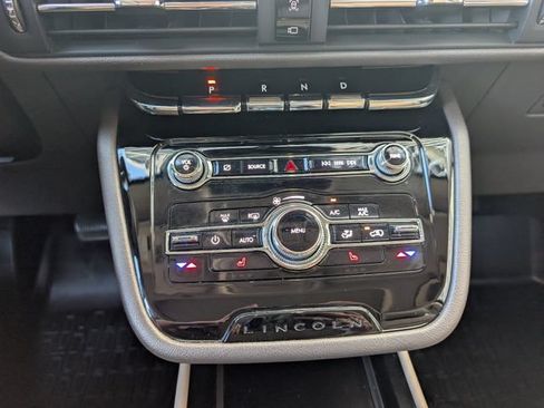 Used 2022 Lincoln Corsair Reserve AWD/4WD image 17
