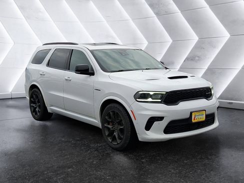 Used 2023 Dodge Durango R/T w/ Tow 'N Go Package image 8