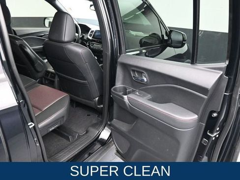 Used 2019 Honda Ridgeline Black Edition image 13