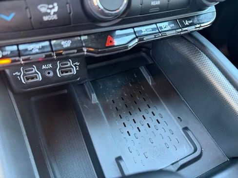 Used 2025 Dodge Durango GT AWD/4WD image 23