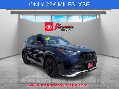 Used 2023 Toyota Highlander XSE