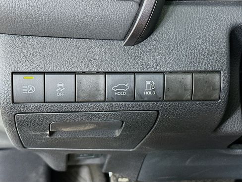 Used 2024 Toyota Camry SE FWD image 17