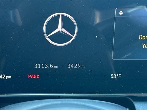 Used 2024 Mercedes-Benz GLC 43 AMG 4MATIC image 33