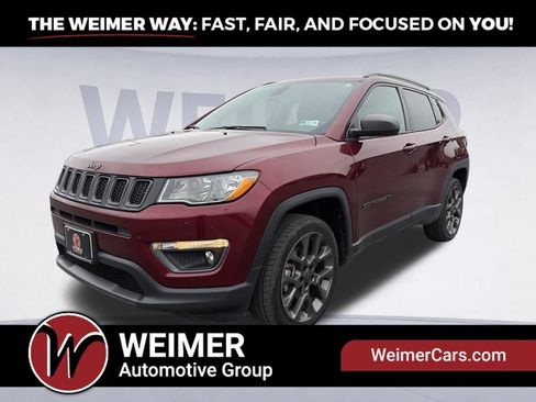 Used 2021 Jeep Compass Latitude w/ Sun and Sound Group AWD/4WD image 1