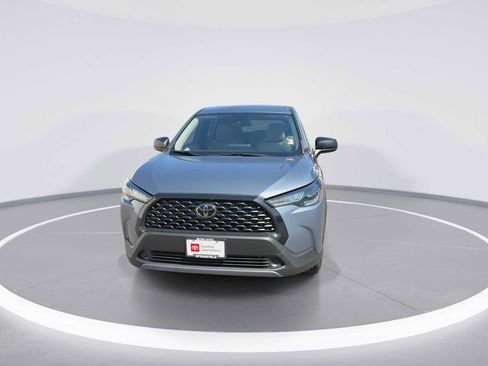 Certified 2022 Toyota Corolla Cross L FWD image 3