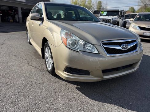 Used 2010 Subaru Legacy 2.5i Premium image 63