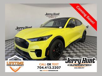 Used 2025 Ford Mustang Mach-E Premium w/ Sport Appearance Package AWD/4WD video 1