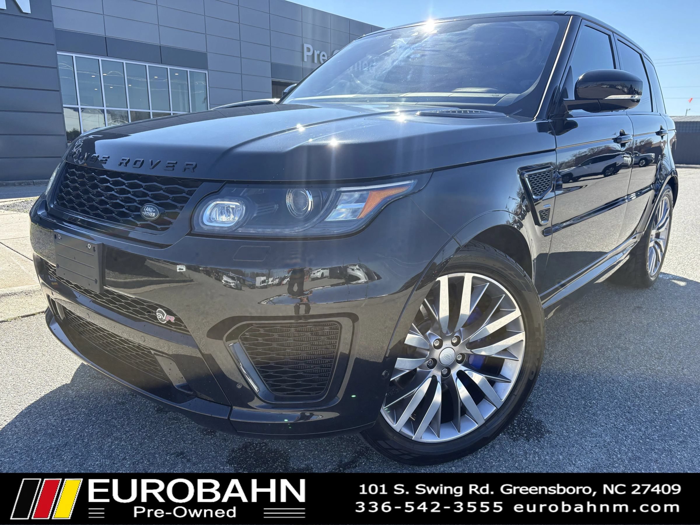 Used 2017 Land Rover Range Rover Sport SVR AWD/4WD image 1