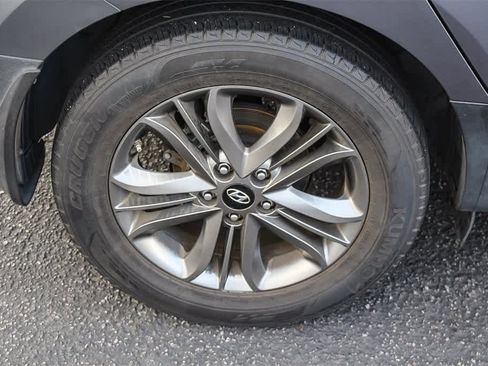 Used 2014 Hyundai Tucson SE image 11