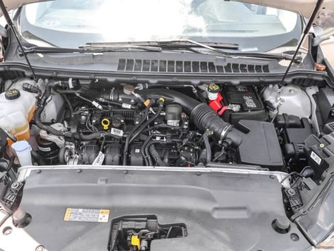 Used 2022 Ford Edge SEL image 48