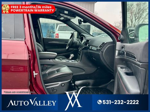 Used 2020 Jeep Grand Cherokee Trailhawk w/ Trailhawk Luxury Group image 17