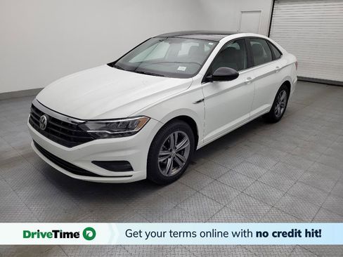 Used 2019 Volkswagen Jetta R-Line image 1