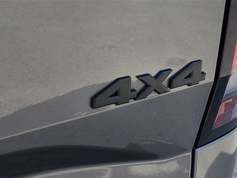 New 2026 Nissan Frontier SV image 11