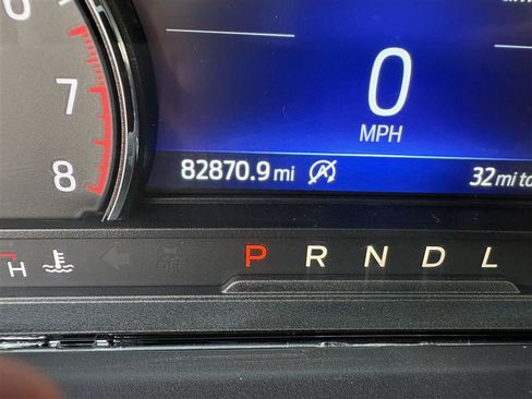 Used 2021 Ford Explorer Limited w/ Equipment Group 301A AWD/4WD image 22