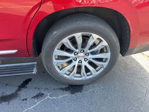 Used 2021 GMC Yukon Denali w/ Denali Ultimate Package image 33