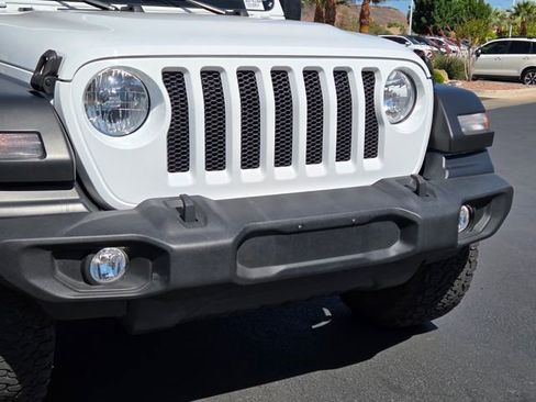 Used 2021 Jeep Wrangler Unlimited Sport AWD/4WD image 9